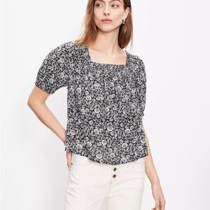 LOFT Black and White Floral Women Top